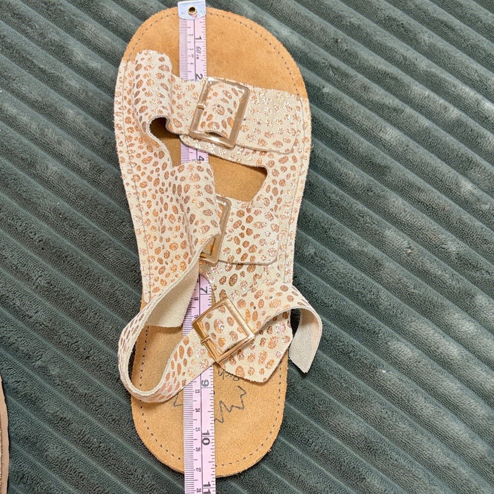 Posh Panda Handmade Sandals - Picture 6 of 6
